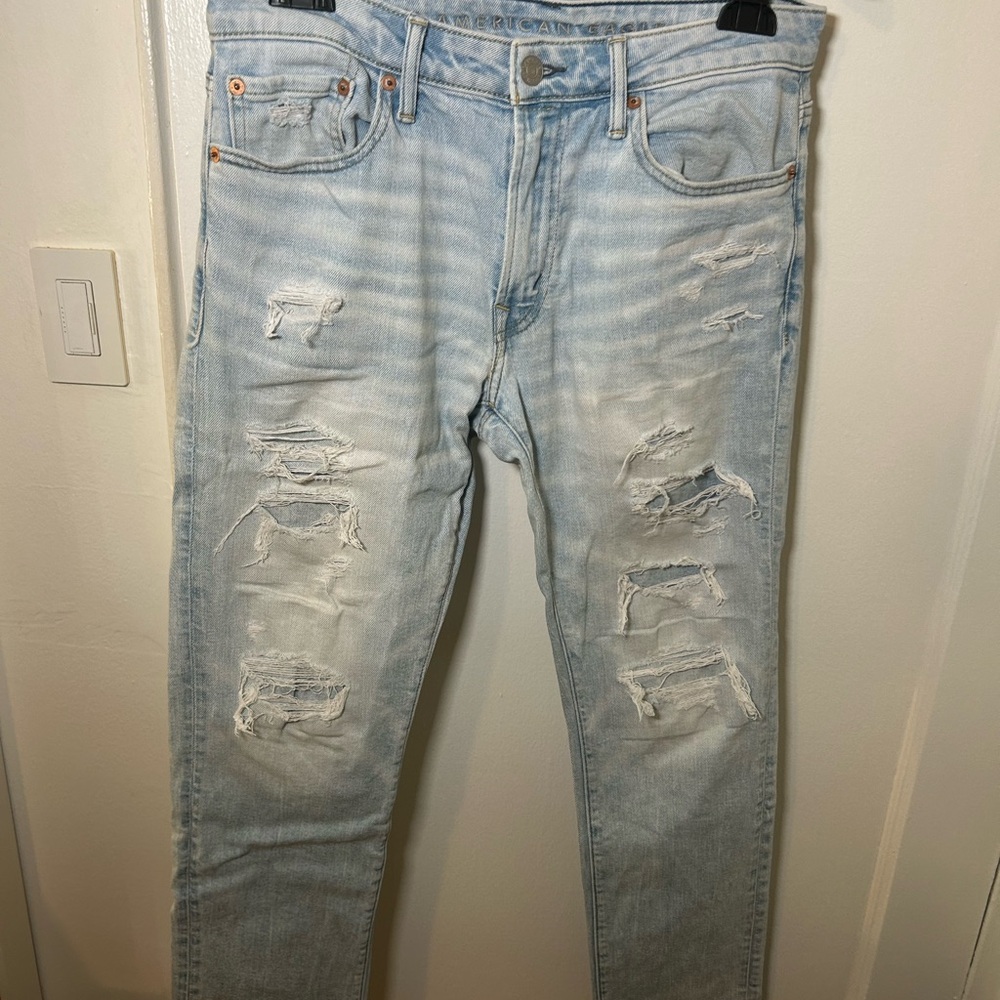 American Eagle Airflex Distressed Light Blue Jeans 31x30